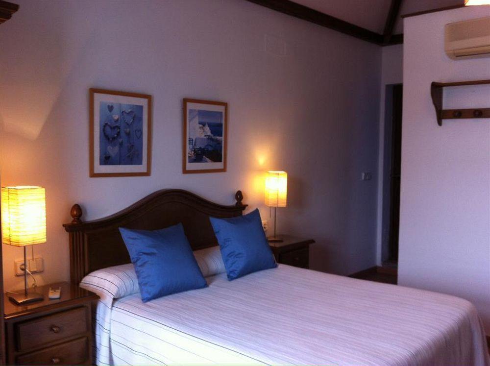Ferienwohnung Complejo Penafiel Zarza La Mayor Exterior foto